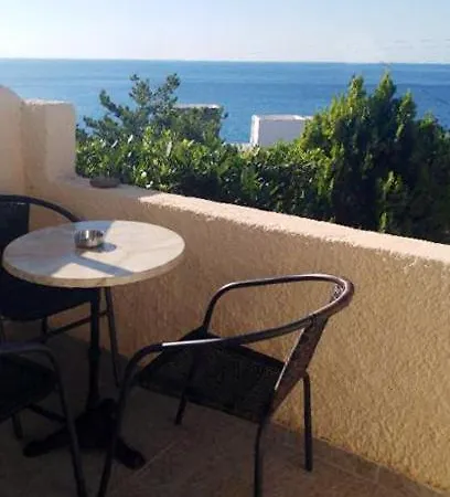 Achlia Hotel