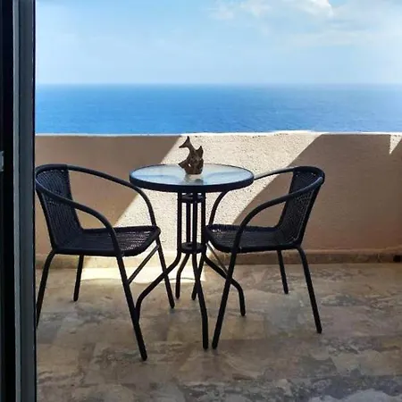 Achlia Hotel Apartahotel