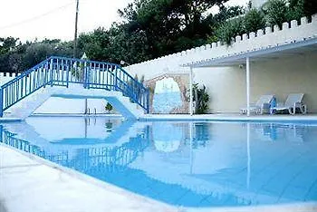 Apartahotel Achlia Hotel 2*