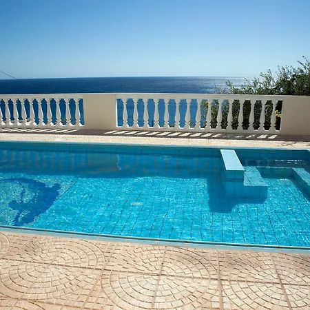 Achlia Hotel